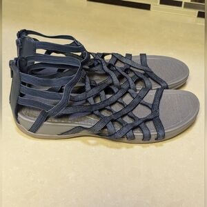 Women's Gladiator sandals size 8.5